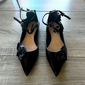 Zara pointy toe flat shoe